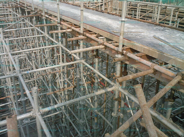 【建筑鋼管腳手架】完工后理應“功成身退”！